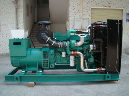 桐乡1100kw康明斯柴油发电机组图片 桐乡1100kw康明斯柴油发电机组图片